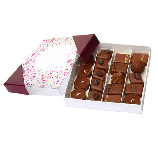 Boite_Carré_chocolats_Laits_Ganaches-Jardin-des-delices